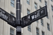 WALL STREET: S&P indeks porastao, Dow Jones pao